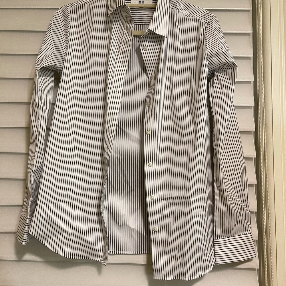 Women’s shirt